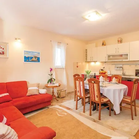 Three-bedroom Holiday In *