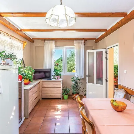 Nyaraló Three-bedroom Holiday In *