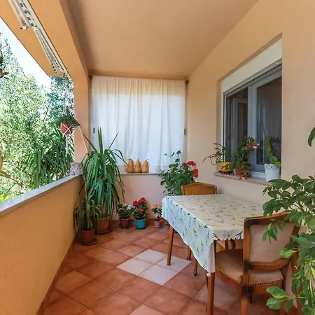 Three-bedroom Holiday In